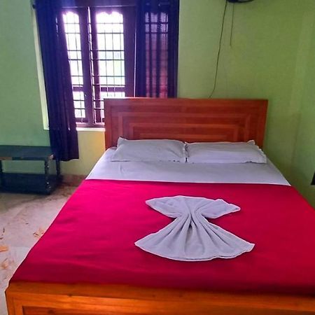 Empire Homestay 卡尔佩特塔 外观 照片